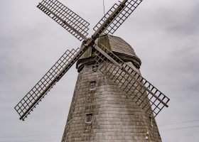 Lazdininkų vėjo malūnas