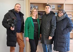 Delfi TV laidos „Kelionės tikslas Žemaitija” filmavimo grupė lankosi Kretingoje